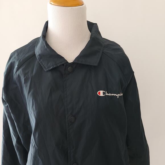 Champion Cropped Coaches Jacket Black Oversize Logo Snap Front Women Large - Picture 4 of 12